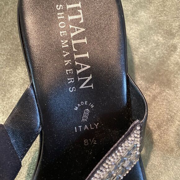 #202 ITALIAN SHOEMAKER Crystal Sandals - Picture 10 of 13